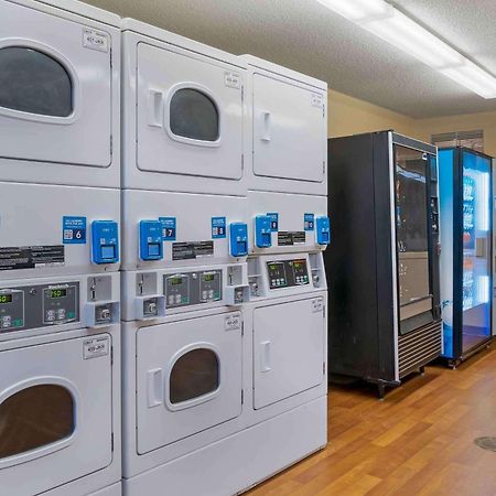 Extended Stay America Select Suites - Detroit - Novi - Haggerty Road Northville Bagian luar foto