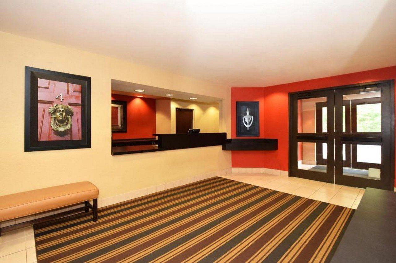 Extended Stay America Select Suites - Detroit - Novi - Haggerty Road Northville Bagian luar foto