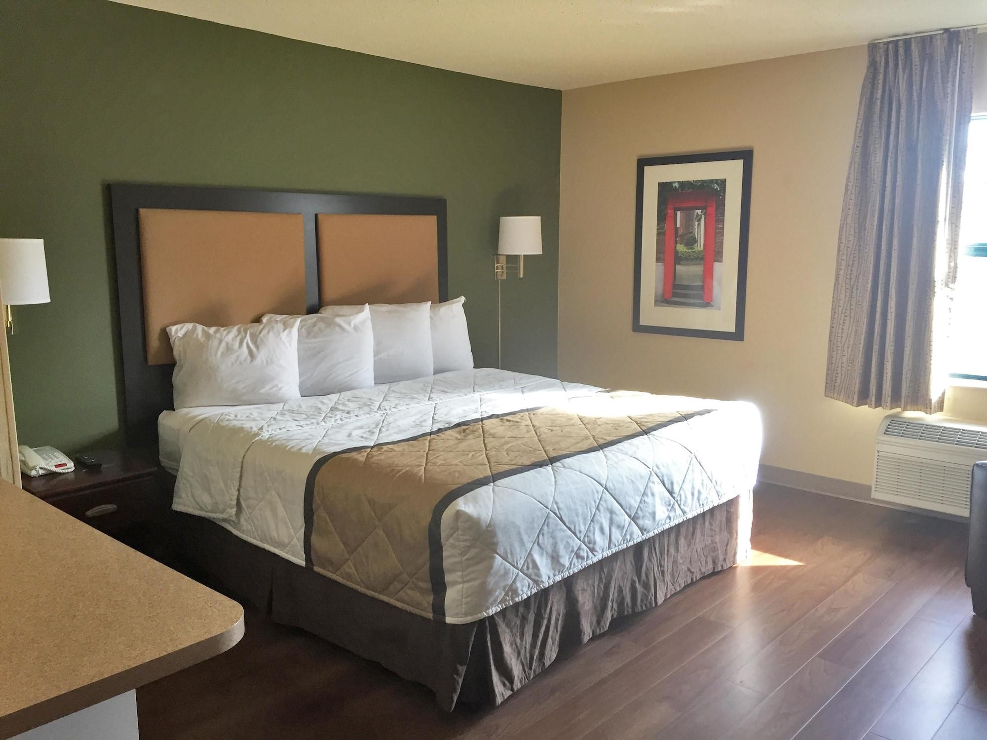 Extended Stay America Select Suites - Detroit - Novi - Haggerty Road Northville Bagian luar foto