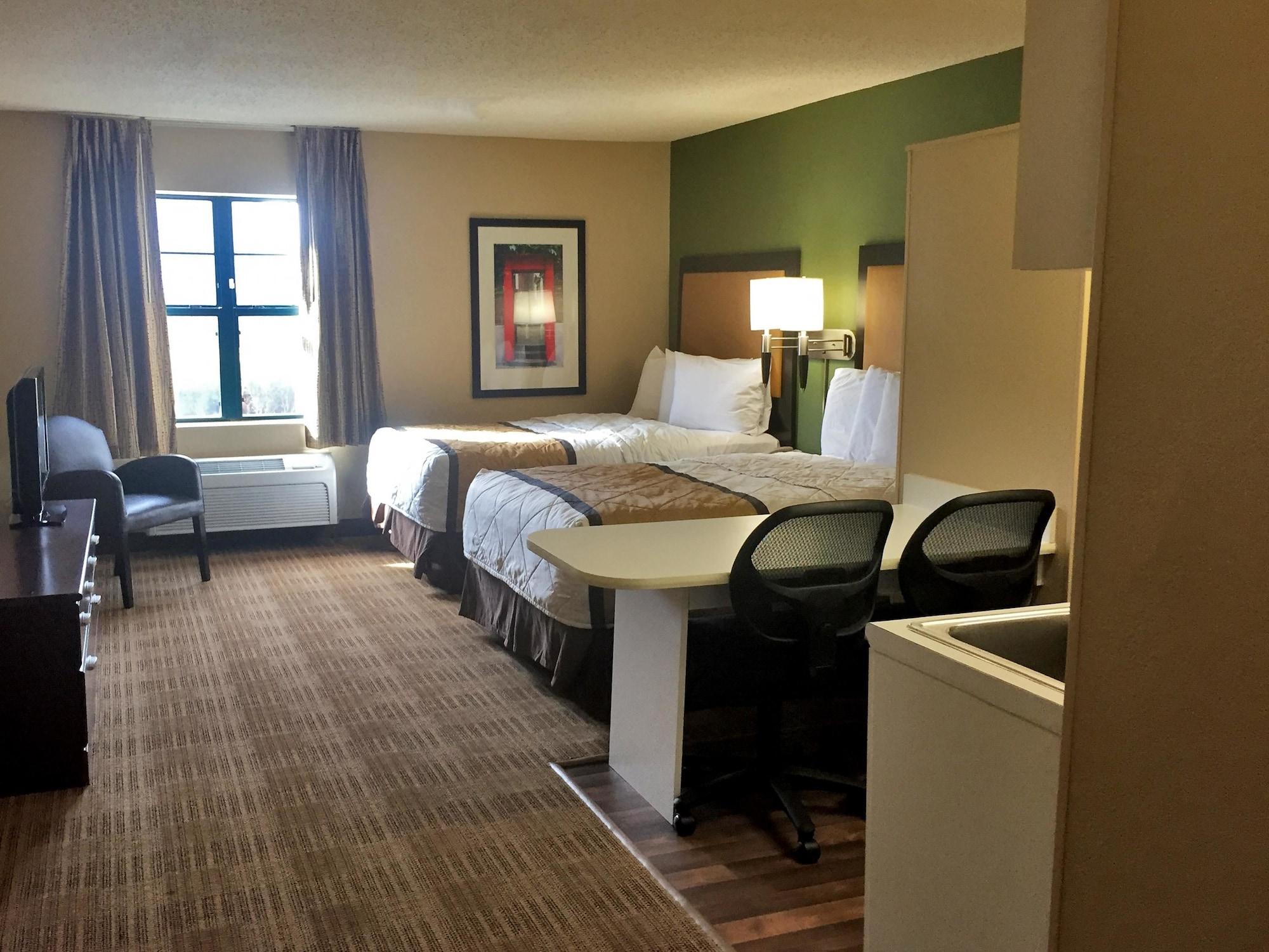 Extended Stay America Select Suites - Detroit - Novi - Haggerty Road Northville Bagian luar foto