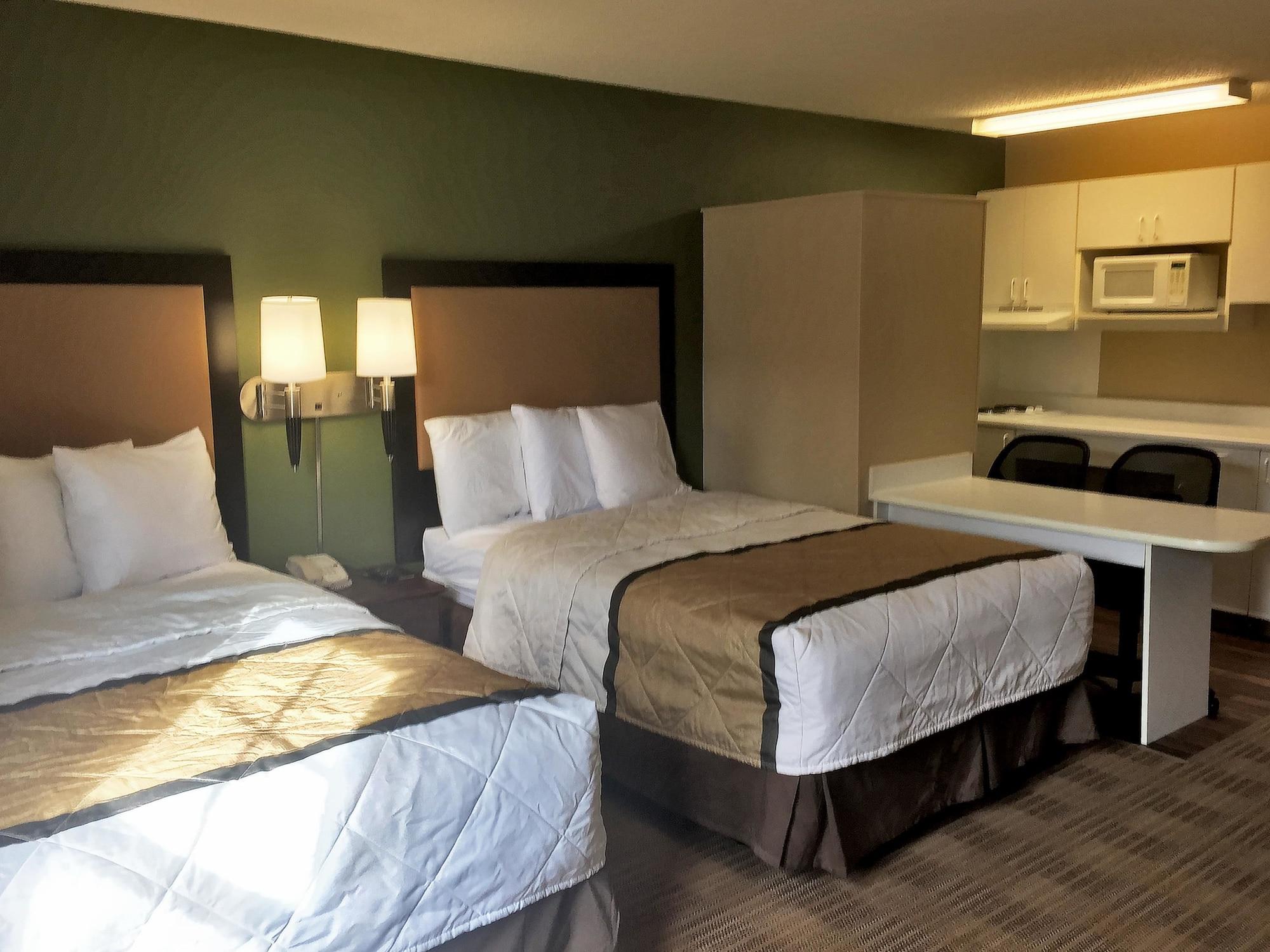 Extended Stay America Select Suites - Detroit - Novi - Haggerty Road Northville Bagian luar foto