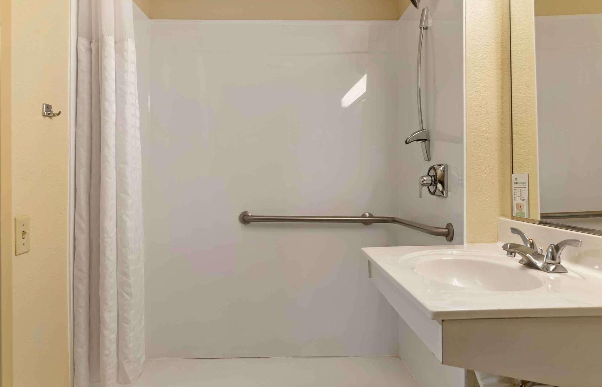 Extended Stay America Select Suites - Detroit - Novi - Haggerty Road Northville Bagian luar foto