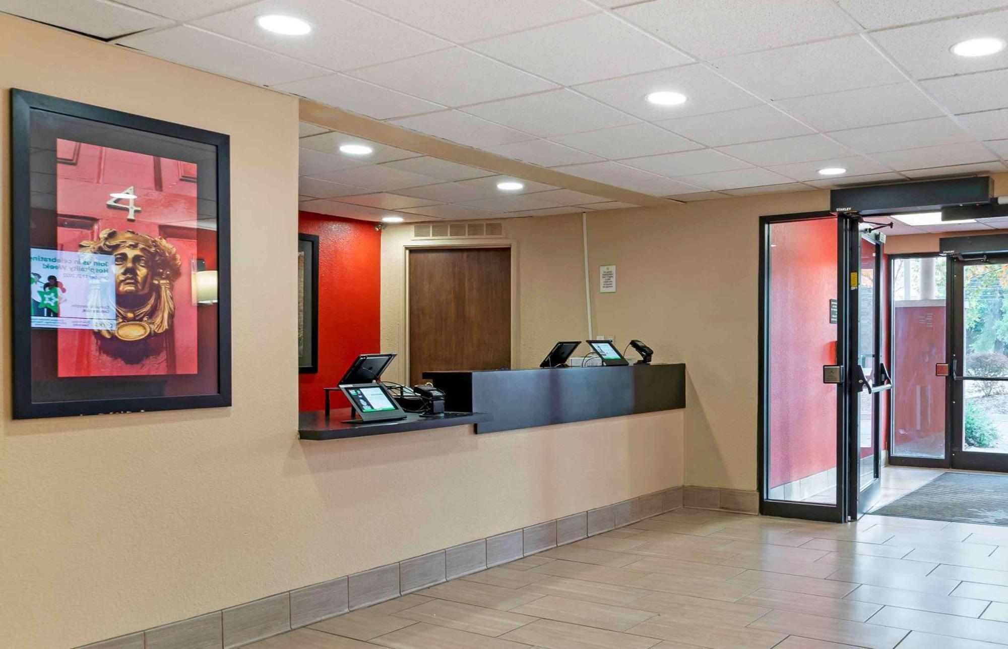 Extended Stay America Select Suites - Detroit - Novi - Haggerty Road Northville Bagian luar foto