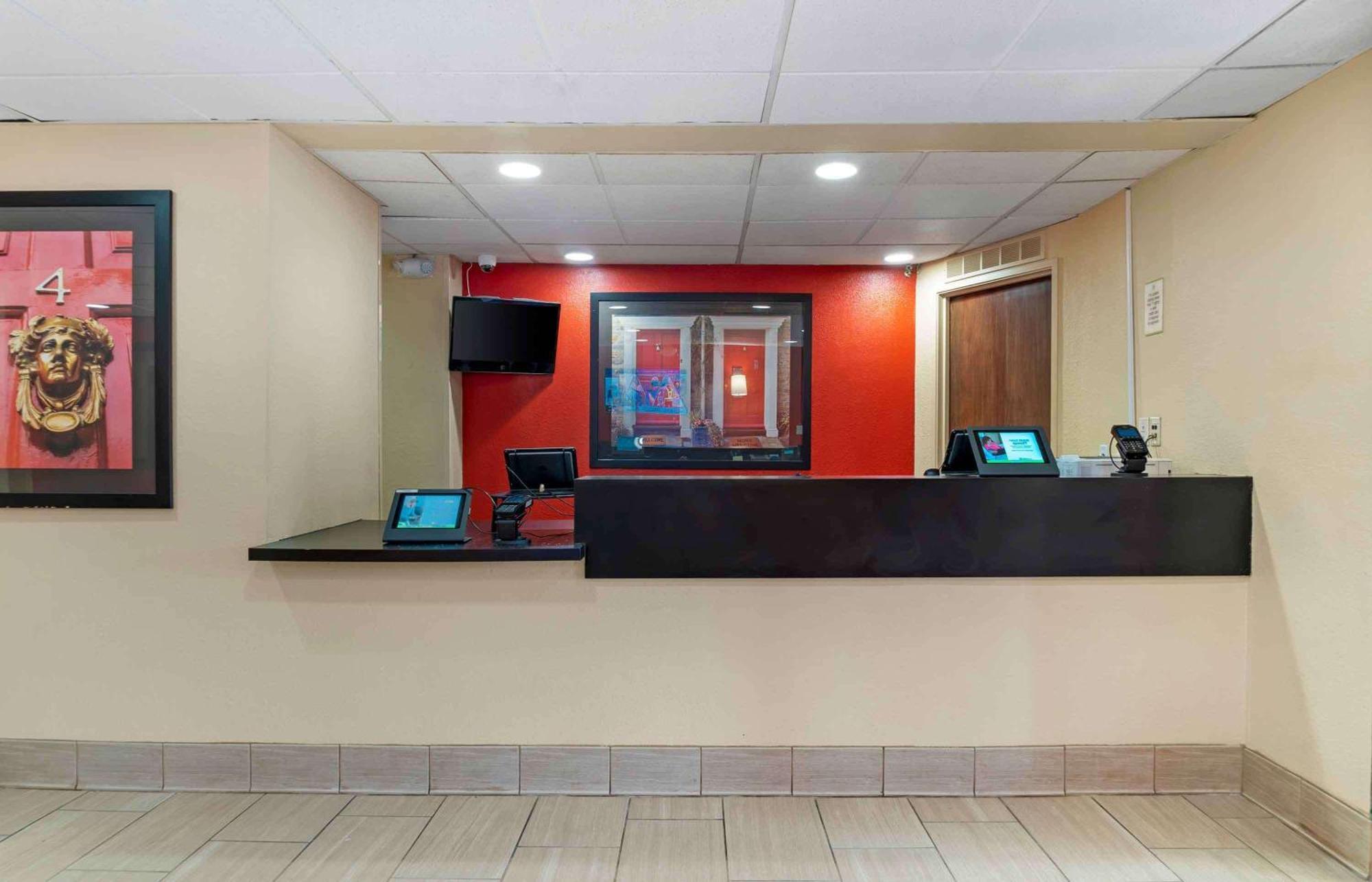 Extended Stay America Select Suites - Detroit - Novi - Haggerty Road Northville Bagian luar foto